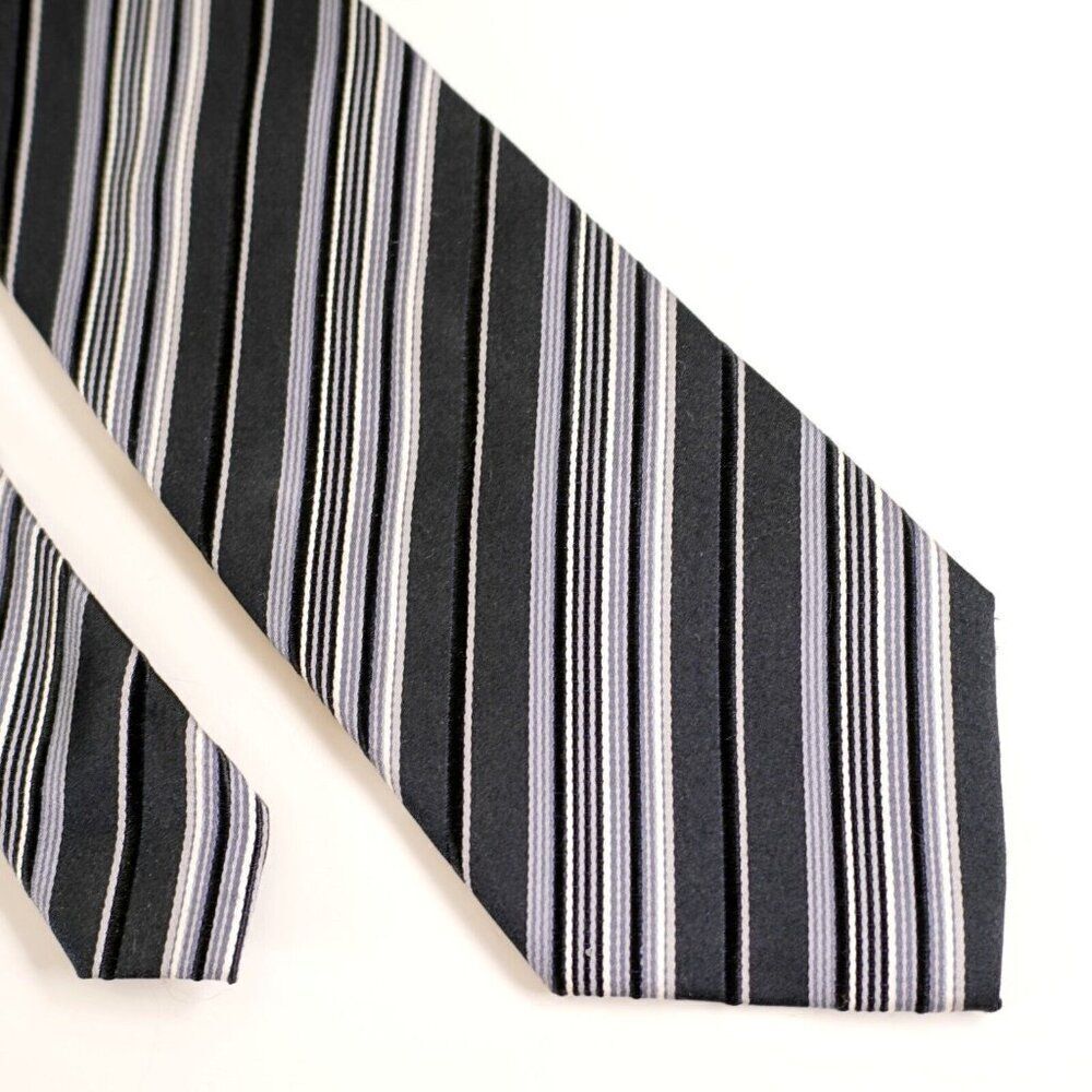 Vesuvio Napoli Italy Woven Gray Black Striped Long‎ Silk Tie